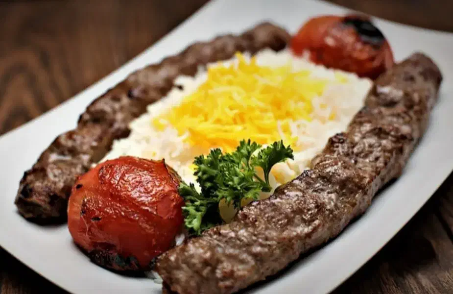 رستوران آرتام|خدمات پذیرایی، مراسم|بروجرد, |دیوار