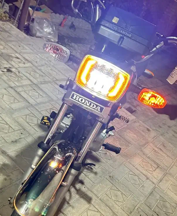 موتور ۱۲۵ مدل ۸۸ اسپرت|موتورسیکلت|کرمان, |دیوار