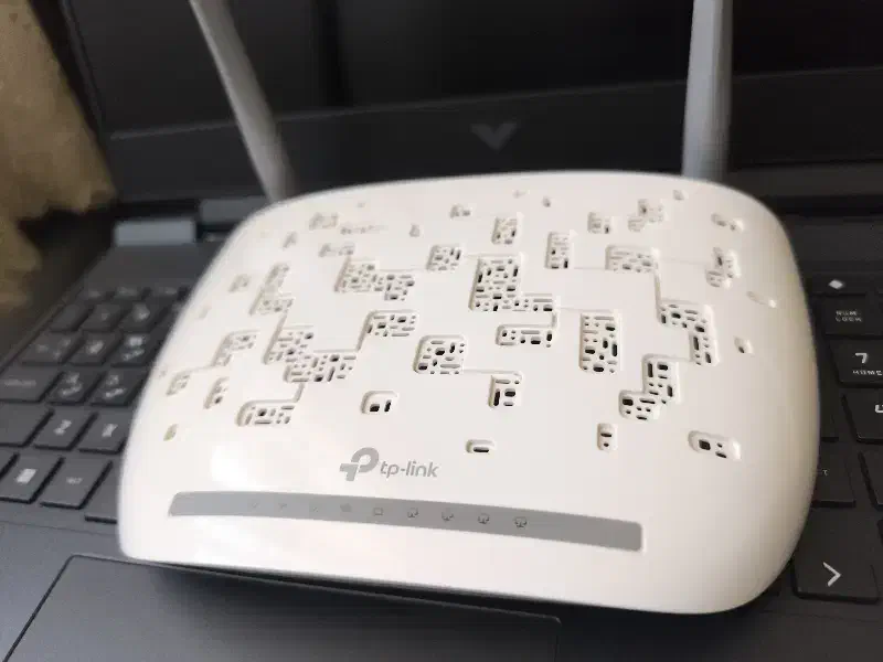 مودم وای فای tp-link دو آنتن کم کارکرد با لوازم|مودم و تجهیزات شبکه|همدان, |دیوار