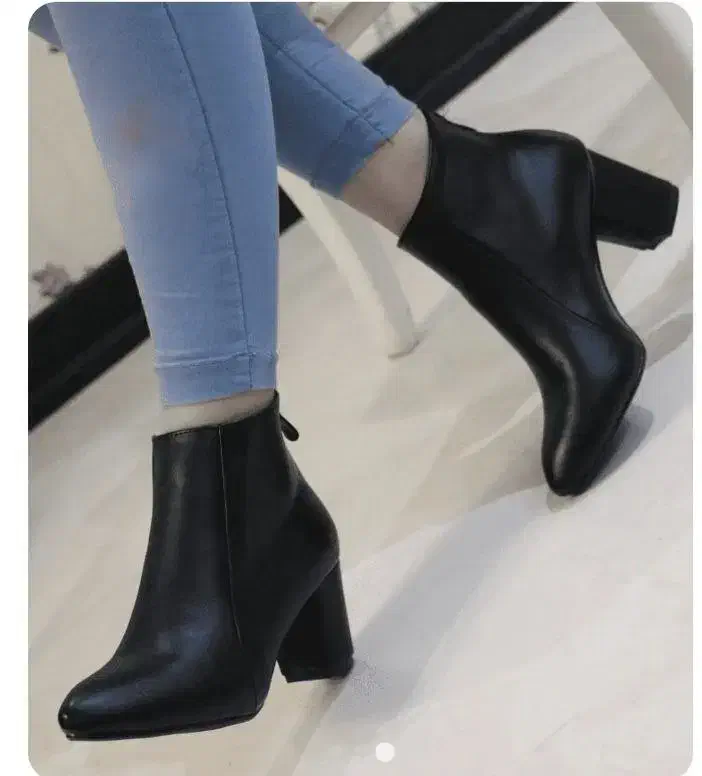 نیم بوت سایز ۳۸|کیف، کفش، کمربند|شاهینشهر, خانه کارگر|دیوار