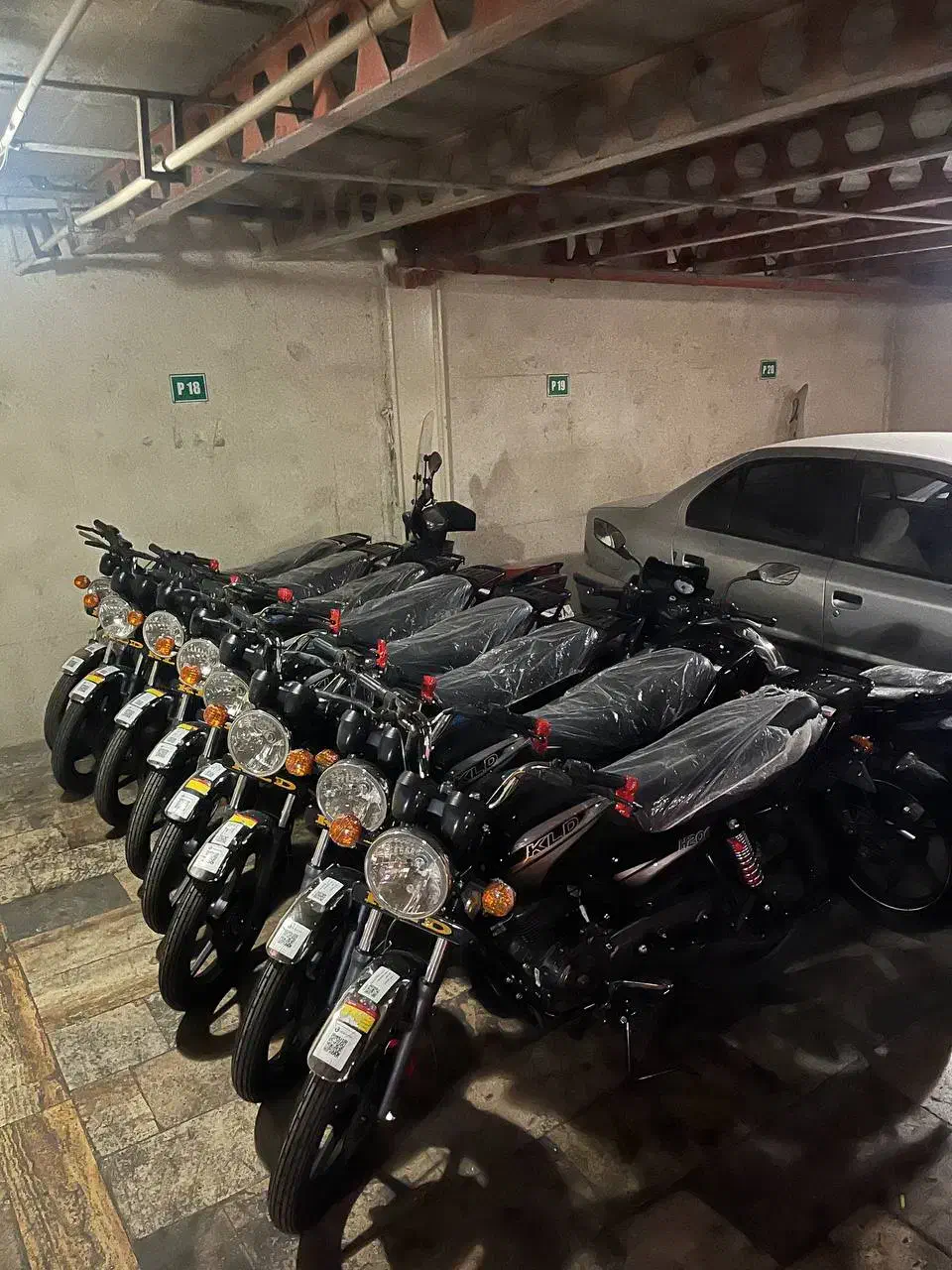 kld 200 1404 ABS|موتورسیکلت|ری, شهادت|دیوار