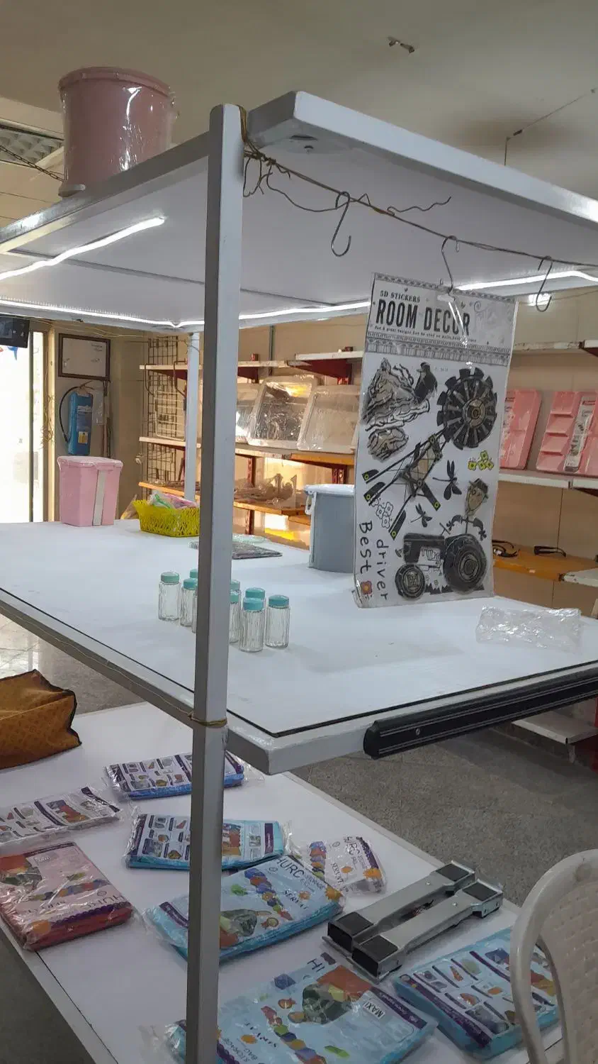 قفسه و میز وسط فروشگاهی|فروشگاه و مغازه|تهران, مسعودیه|دیوار