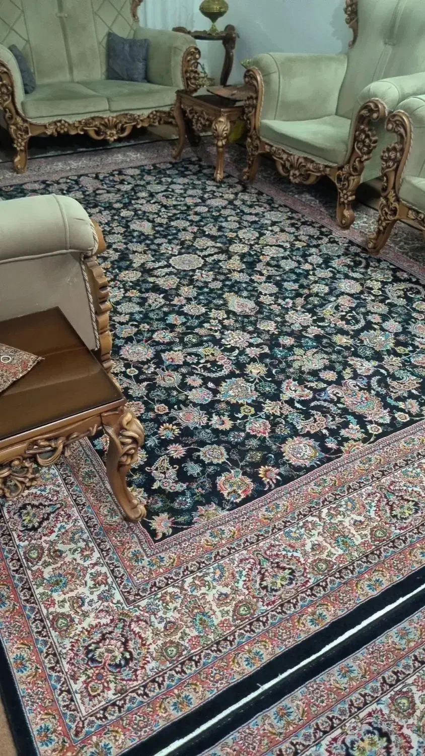 دوعدد فرش۹متری افشان ۷۰۰ شانه۲۵۵۰ تراکم ضخامت بالا|فرش|اراک, |دیوار