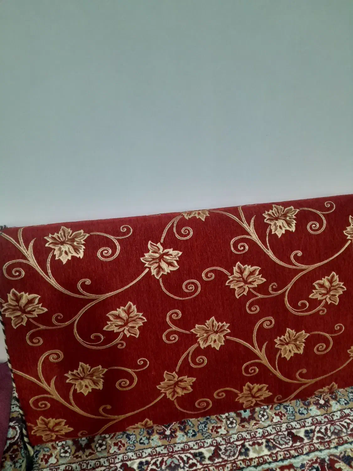 ۴عدد پشتی|پشتی|خرم‌آباد, |دیوار