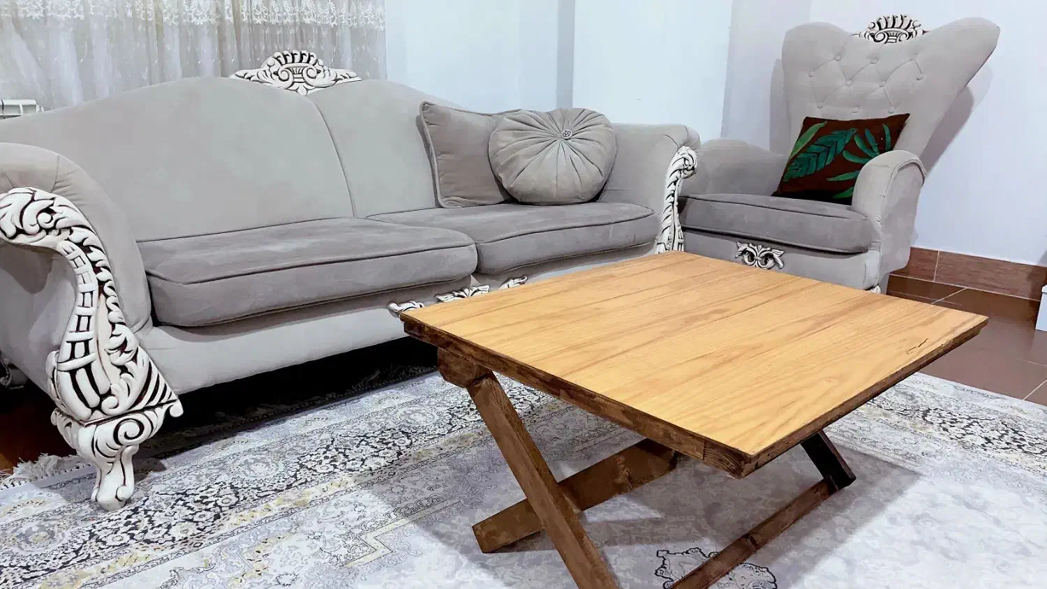 میزمزه|میز و صندلی غذاخوری|گنبد کاووس, |دیوار