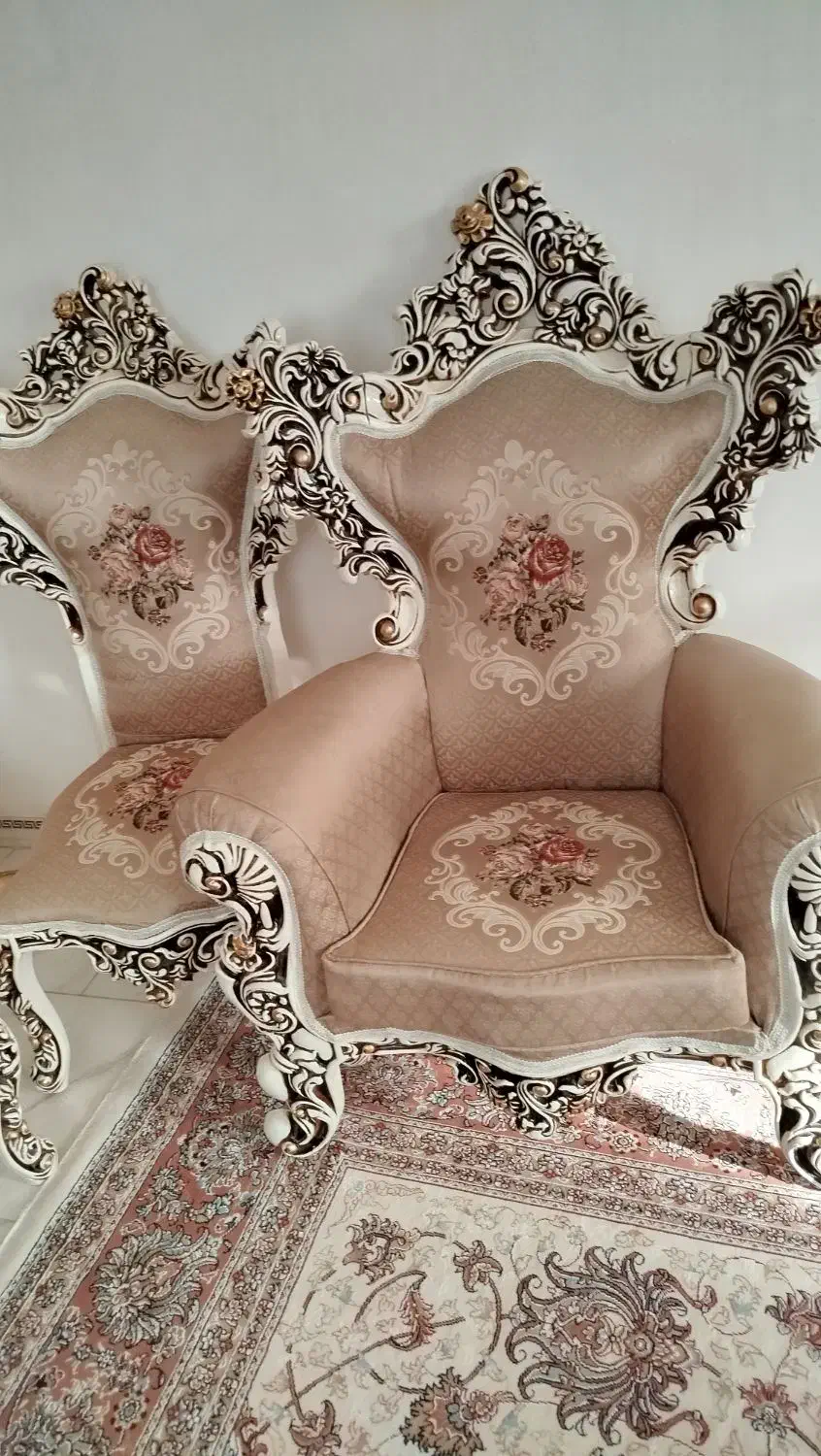 مبل سلطنتی 9نفره|مبلمان خانگی و میز عسلی|چهارباغ, |دیوار