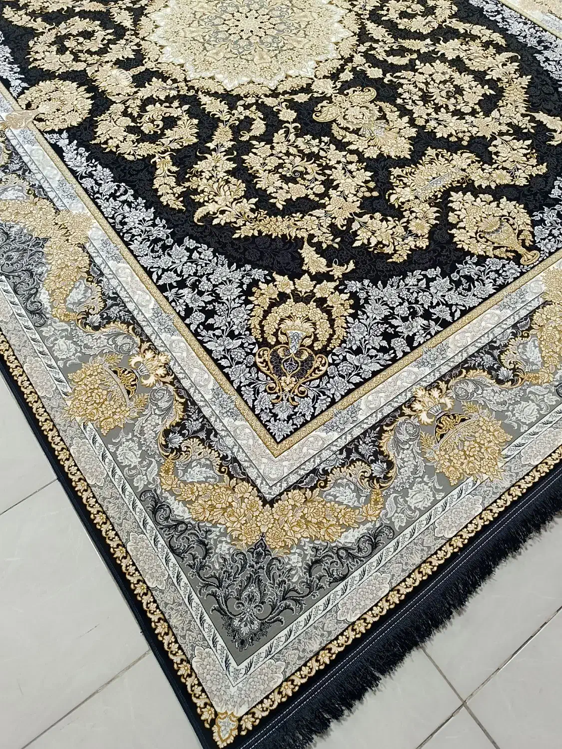 دوتخته ۹ متری ۱۲۰۰شانه درحد آکبند|فرش|کرمانشاه, |دیوار