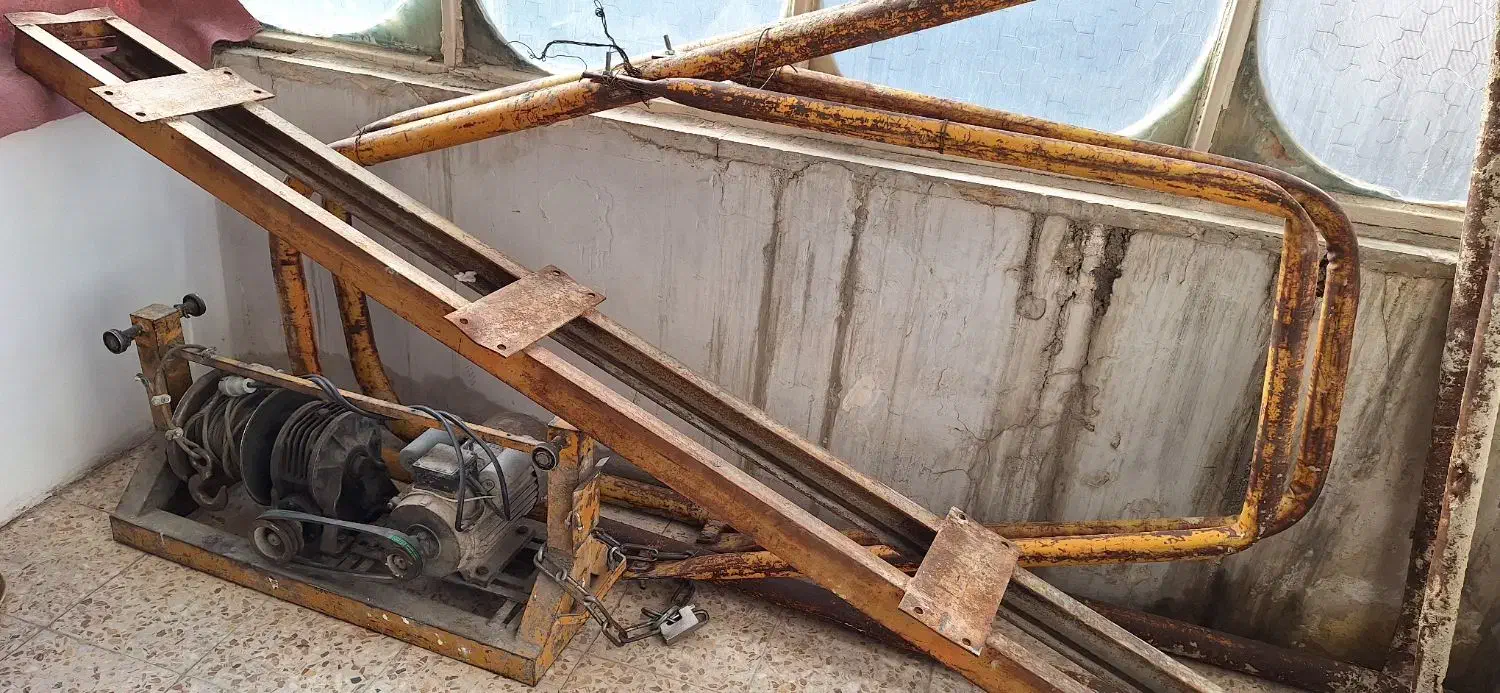 بالابر|ماشین‌آلات صنعتی|سمنان, |دیوار