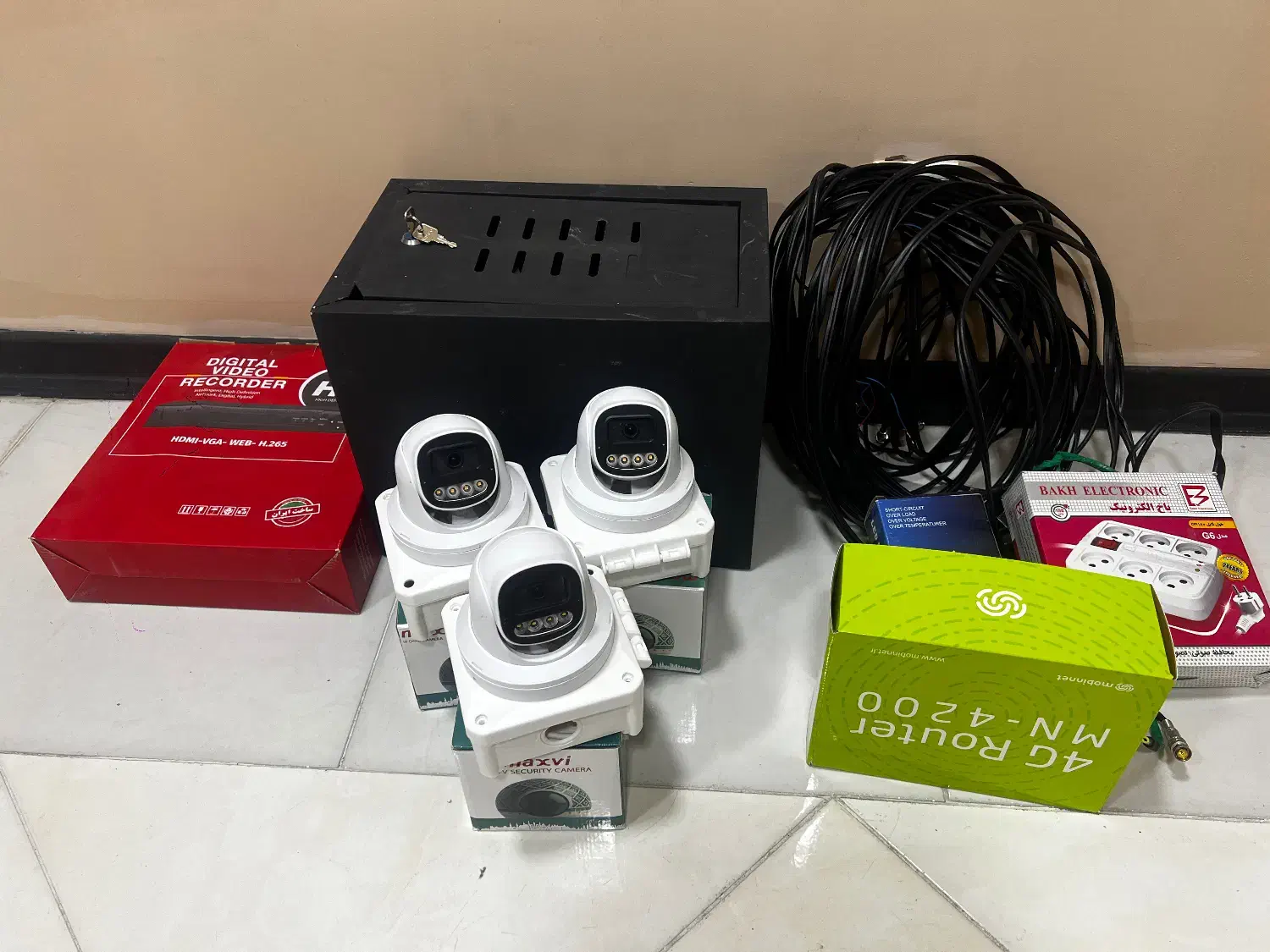 پک کامل دوربین مدار بسته|دوربین مداربسته|صدرا-فارس, فاز ۱|دیوار