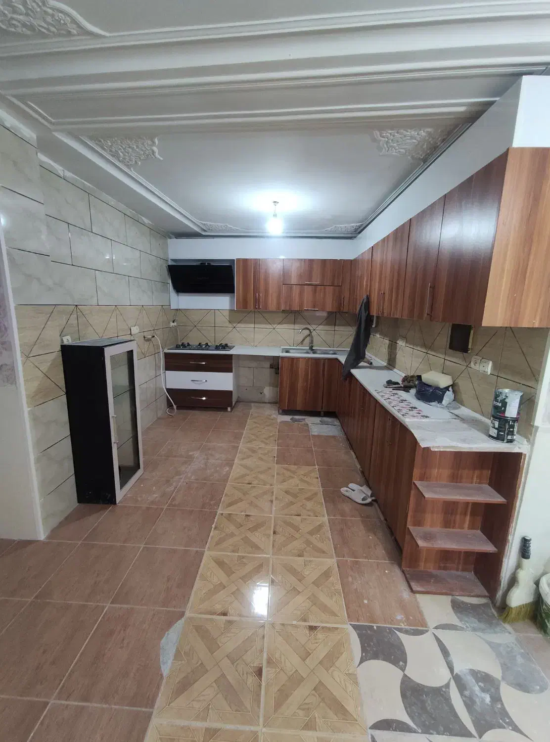 سوییت تک خواب با پارکینگ در ابتدای جمهوری 40|فروش آپارتمان|لنگرود, |دیوار