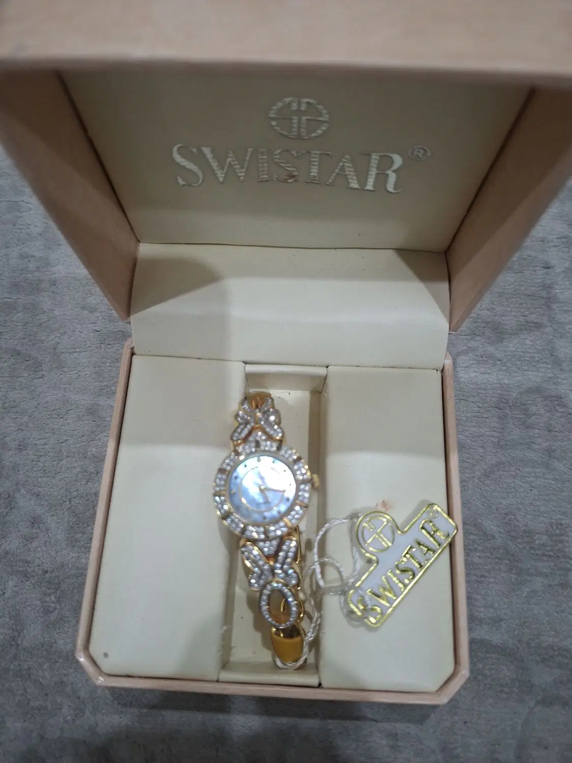 ساعت مچی swistar|ساعت|تهران, شهرک بعثت|دیوار