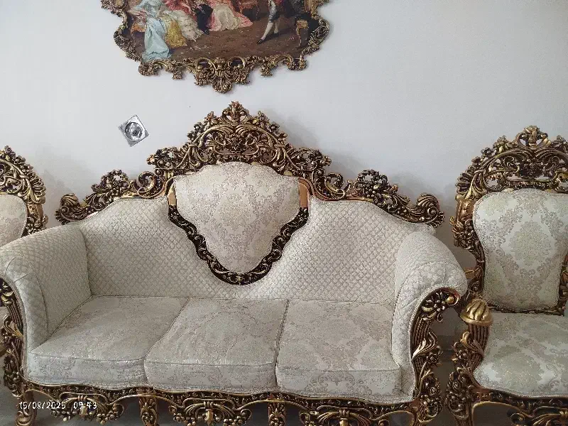 مبل سلطنتی ۹ نفره|مبلمان خانگی و میز عسلی|خوی, |دیوار