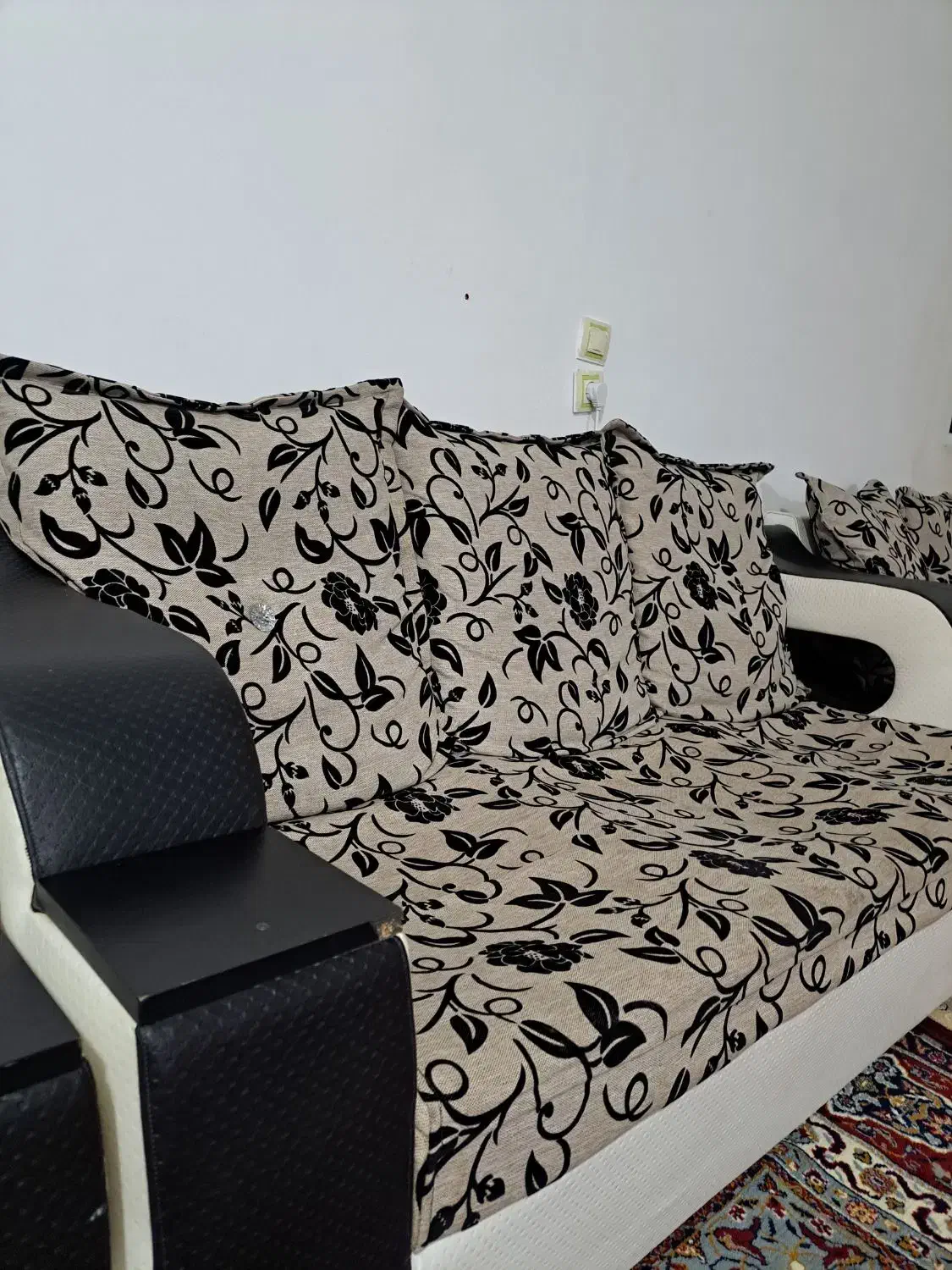 مبل|مبلمان خانگی و میز عسلی|اسفرورین, |دیوار