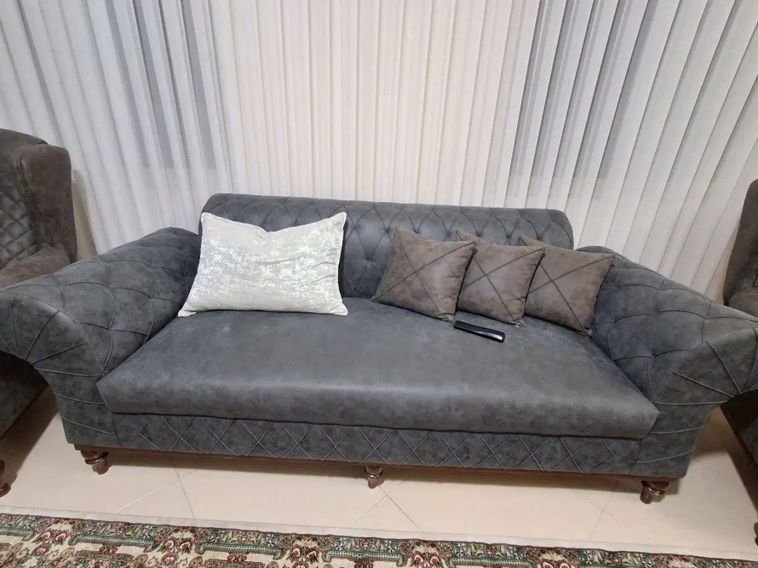 مبل ۸ نفره|مبلمان خانگی و میز عسلی|گلبهار, شهر جدید گلبهار|دیوار