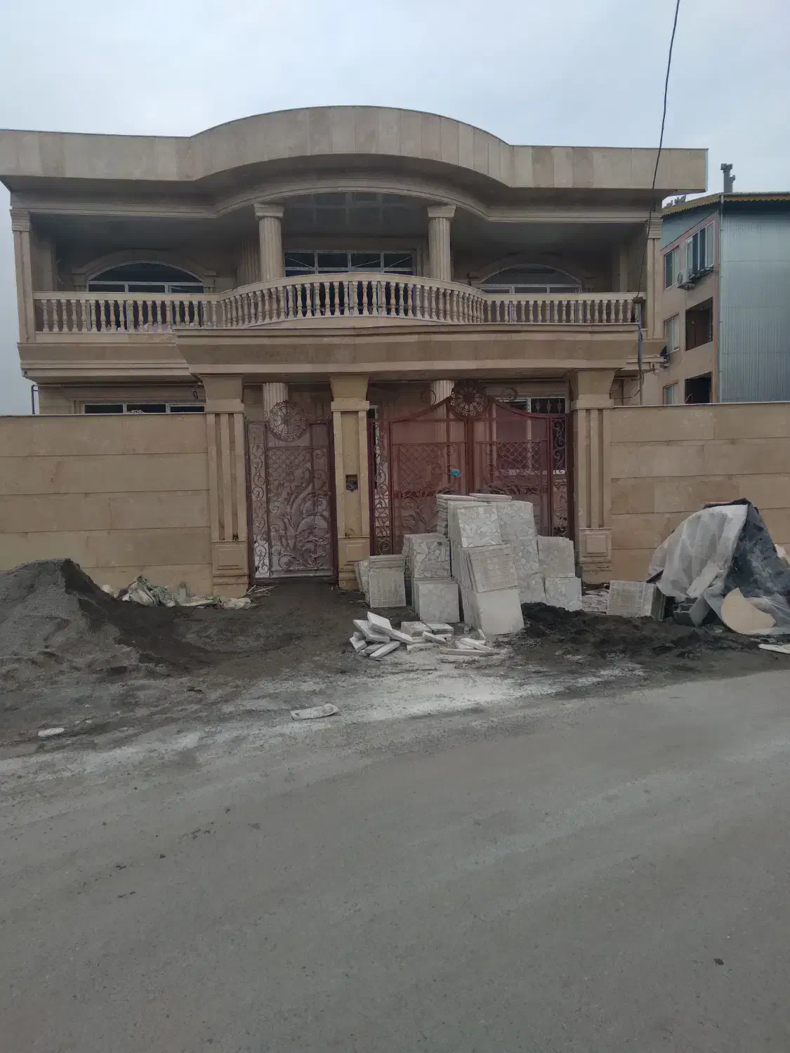 سنگ کاری پله کاشی و سرامیک مزایک تماس|خدمات پیشه و مهارت|کیاشهر, |دیوار