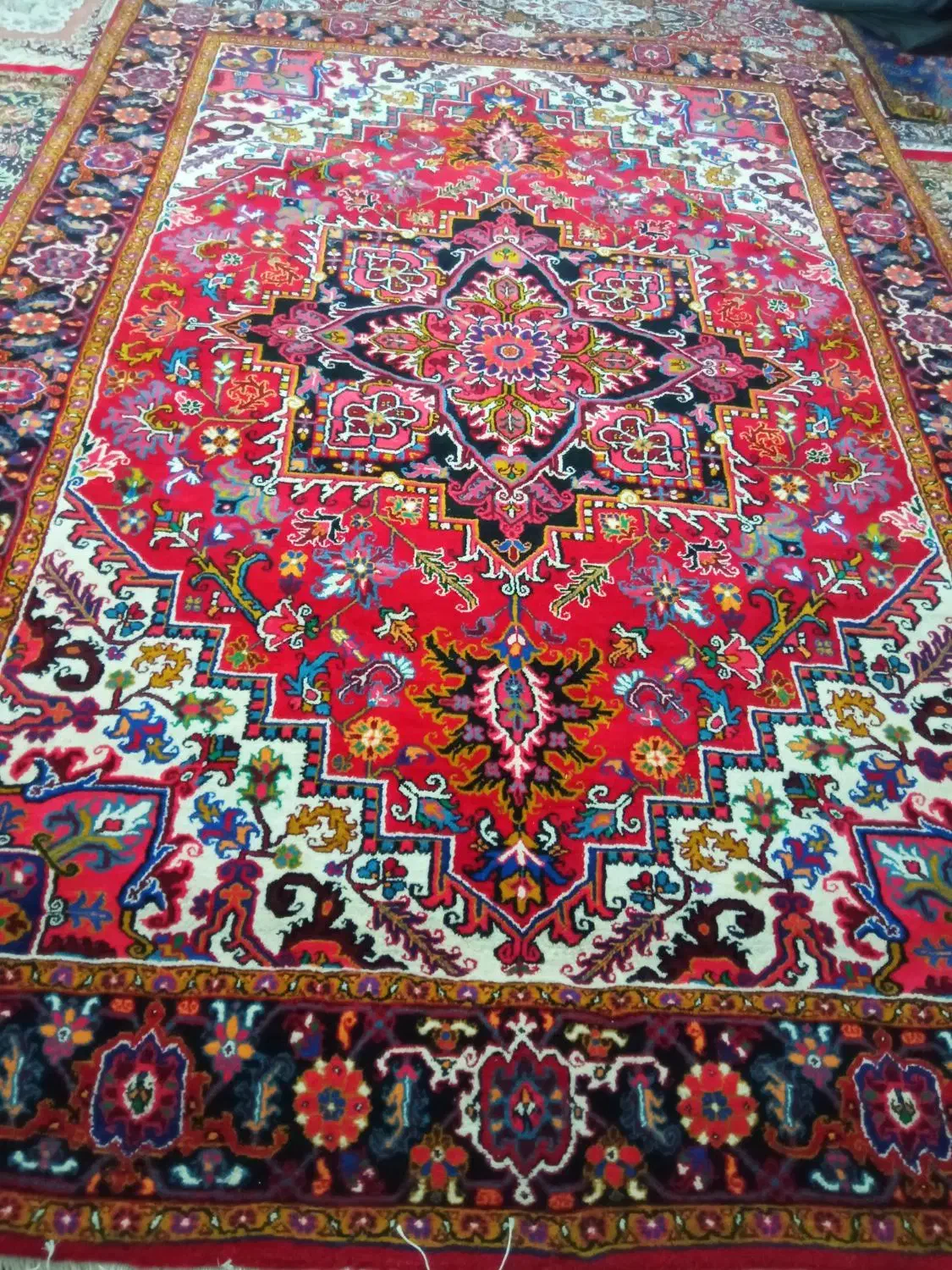 فرش دستبافت هریس|فرش|هریس, |دیوار