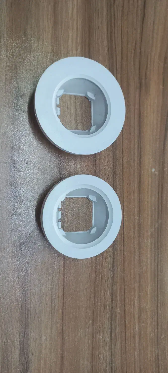 بدنه چراغ هالوژن|لامپ و چراغ|قم, حنیف نژاد|دیوار