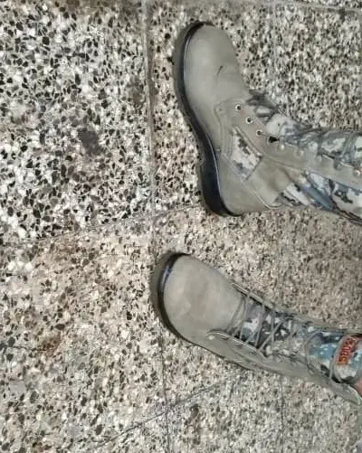 پوتین|کیف، کفش، کمربند|شوش, |دیوار