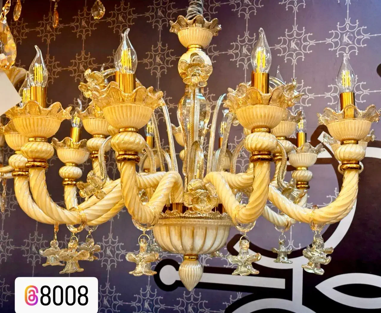 لوستر مدل بلوری کرم رنگ مدل نیلوفر با نصب رایگان|لوستر و چراغ آویز|اراک, |دیوار