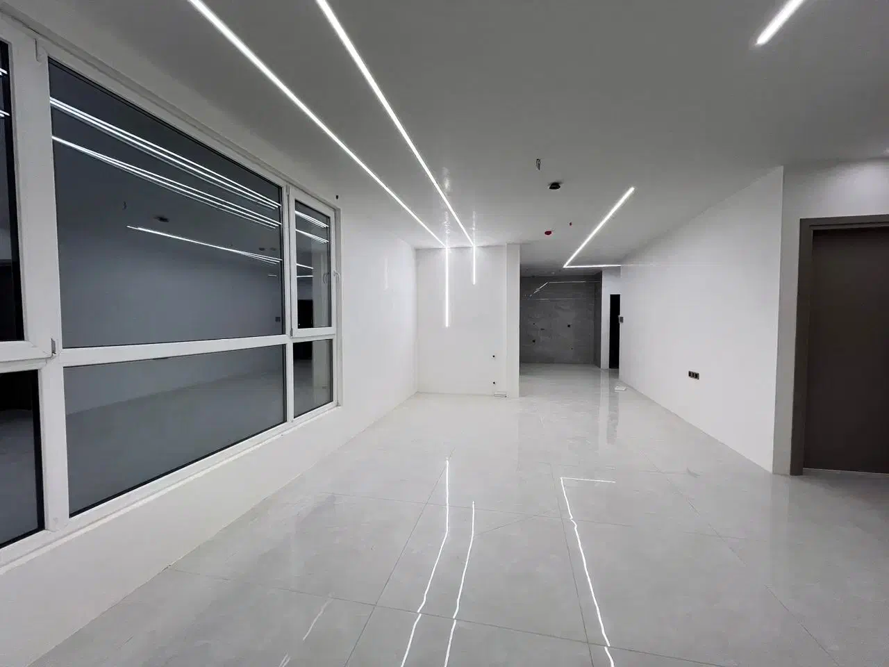 آپارتمان 100متری/یه واحد فقط موجود/مرکز شهر|فروش آپارتمان|ورامین, ورامین|دیوار