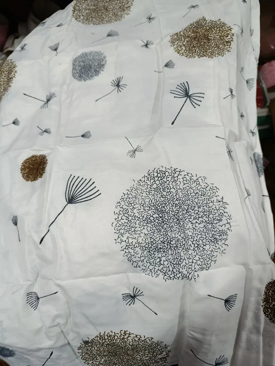 ملافه خوشخواب یا ملافه تشک|سرویس روتختی|شیراز, کوشک میدان|دیوار