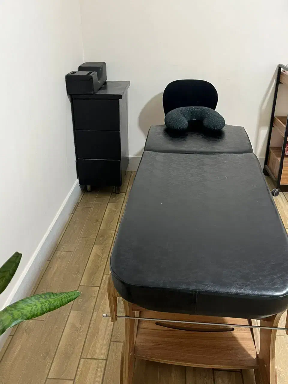 فروش تجهیزات سالن|آرایشگاه و سالنهای زیبایی|کوهدشت, |دیوار