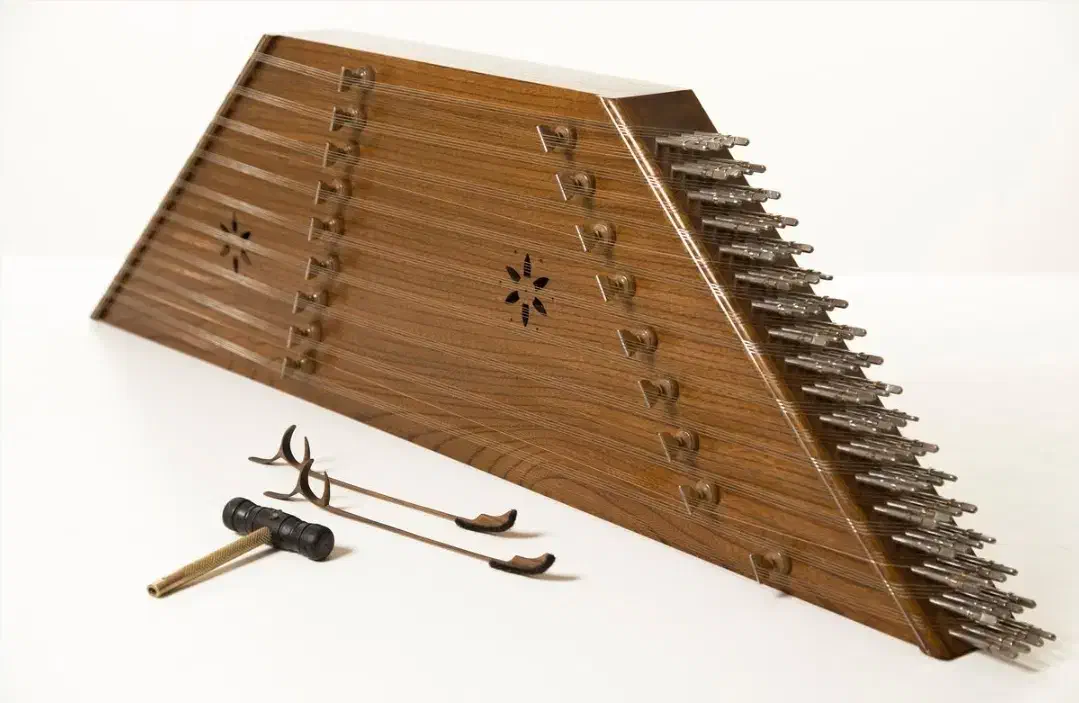 سنتور نقد و اقساط|سازهای سنتی|ساوه, |دیوار