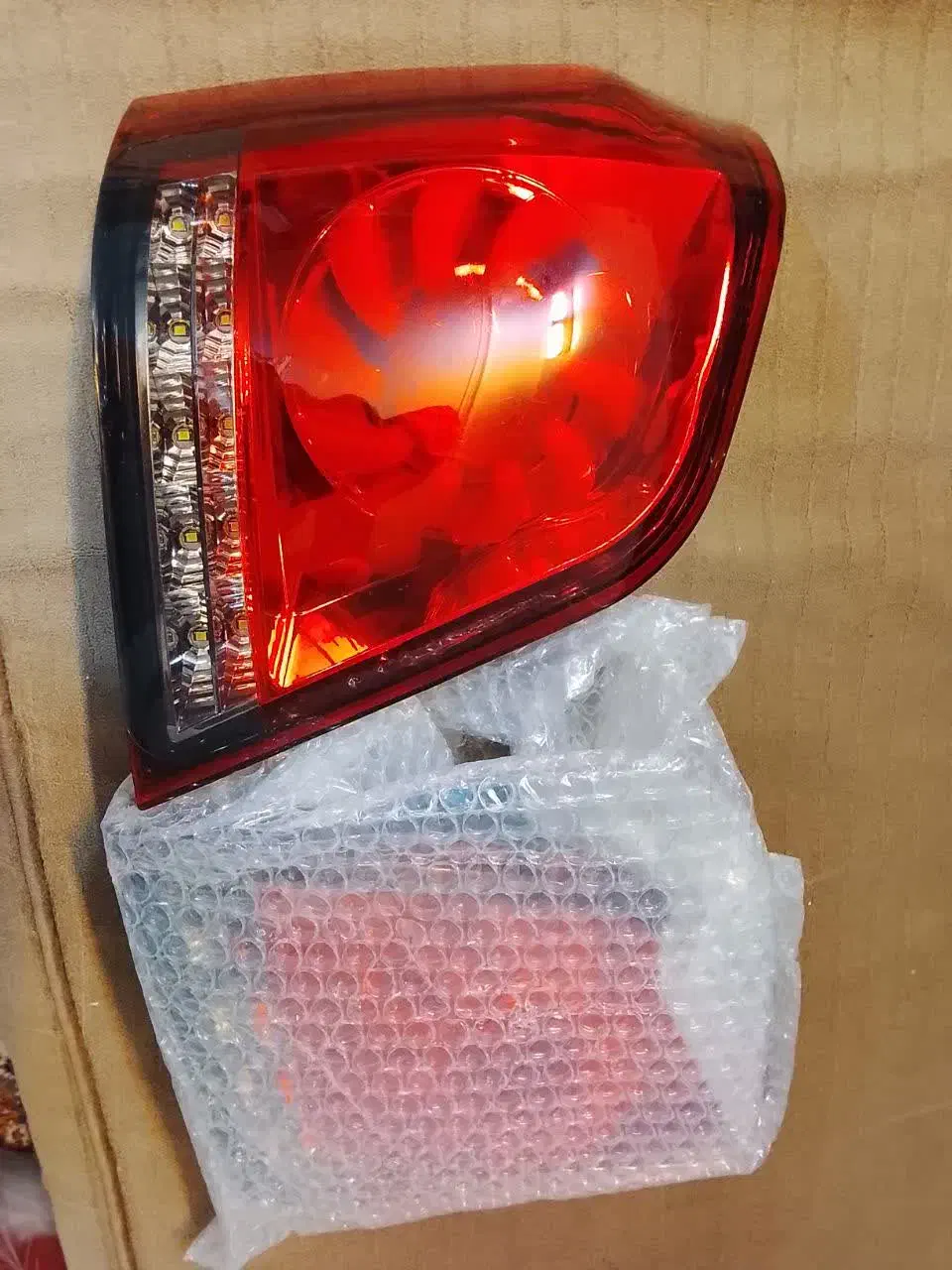 یک جفت چراغ اسپرت ۱۱۱|قطعات یدکی و لوازم جانبی|سبزوار, توحیدشهر|دیوار