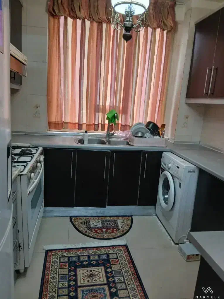 واحد۵۲متری/طبقه اول/خیابان قریشی