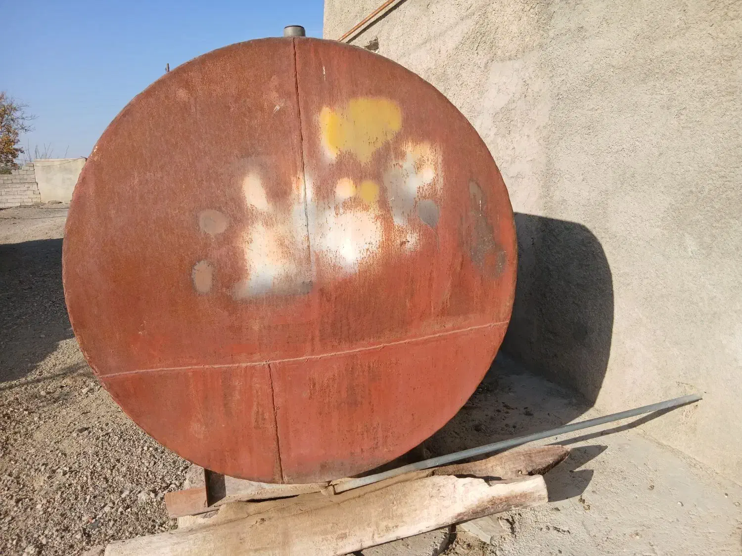 فروش تانکر|ماشین‌آلات صنعتی|باوله, |دیوار