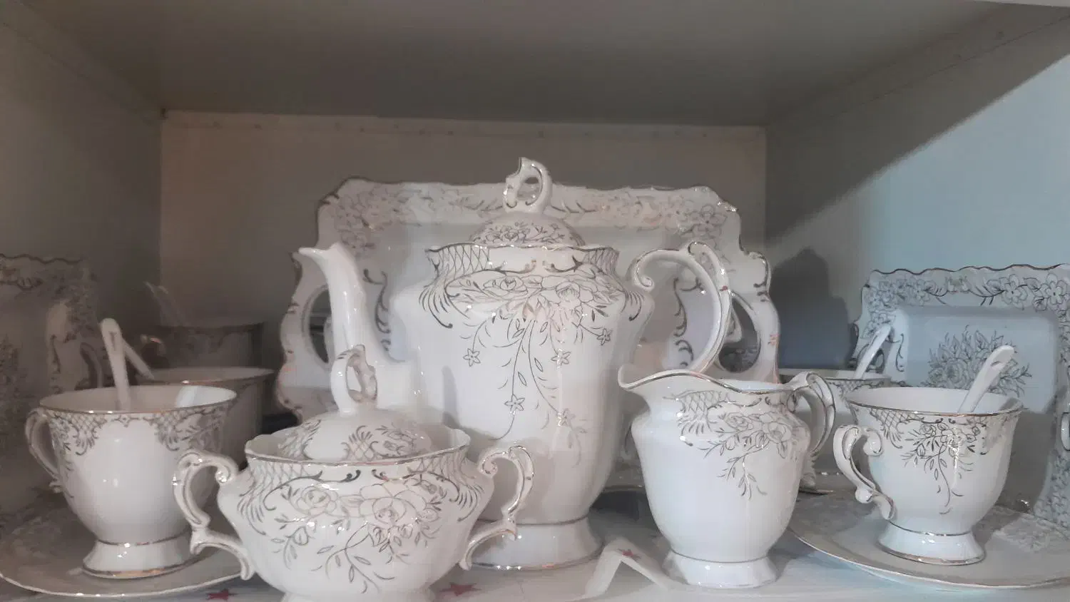 عصرانه خوری|کلکسیون اشیاء عتیقه|مشهد, فاطمیه|دیوار