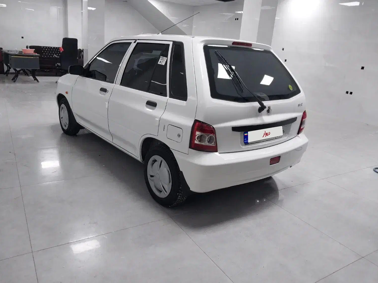 111 صفر مدل 99|خودرو سواری و وانت|جیرفت, |دیوار