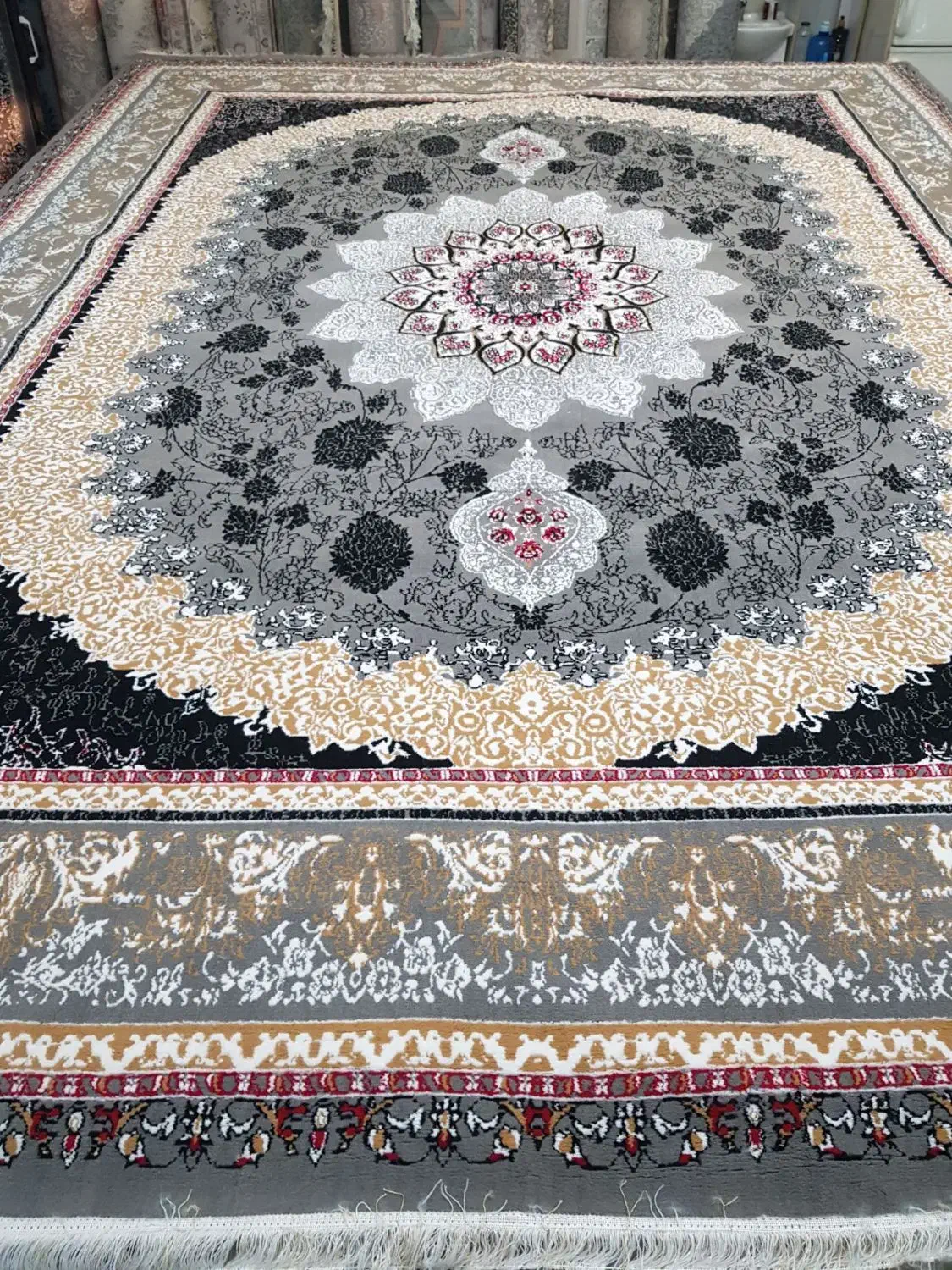 فرش ماشینی  نگارین //در رنگ و آبعاد متنوع|فرش|اصفهان, رهنان|دیوار