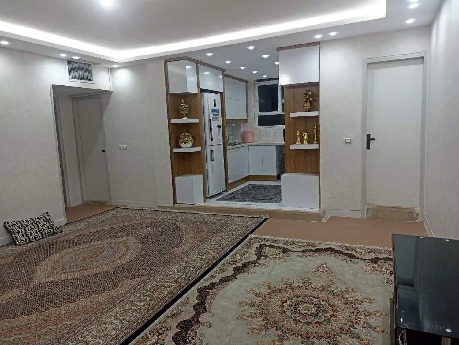 فروش آپارتمان محله ب۴ مجتمع فرهنگ|فروش آپارتمان|فولادشهر, B4|دیوار