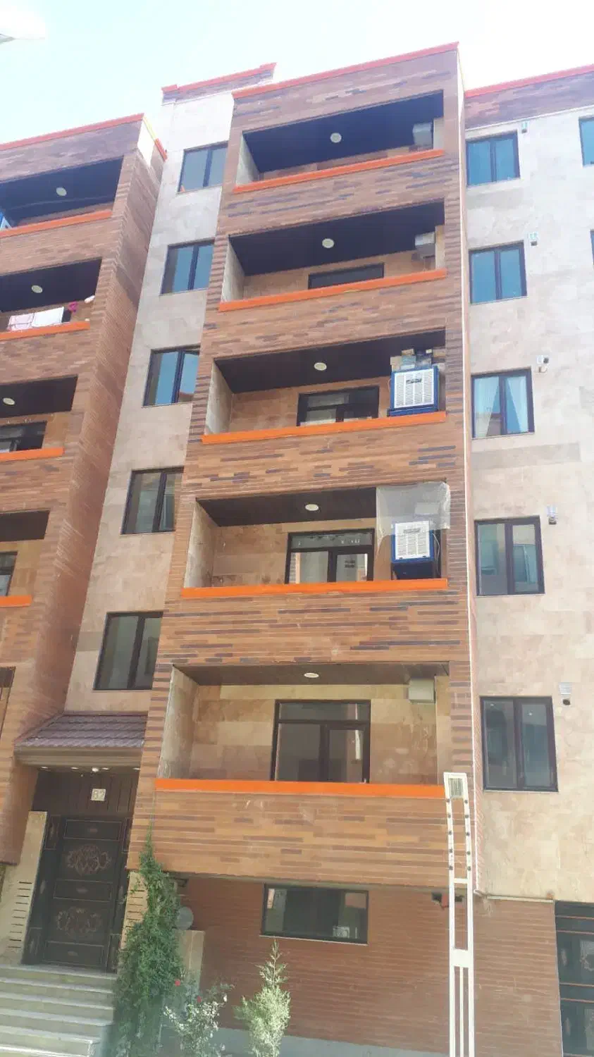 فروش طبقه ۷آپارتمان ۱۳۰متری دارایی بهاران ۱/۱۹|فروش آپارتمان|سنندج, |دیوار