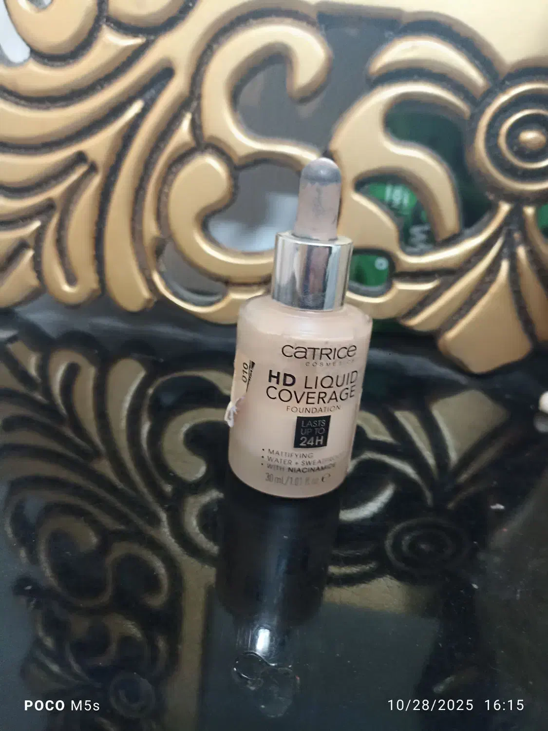 پودر فیکس ایر اسپون و کرم پودر کاتریس|آرایشی، بهداشتی، درمانی|زنجان, |دیوار