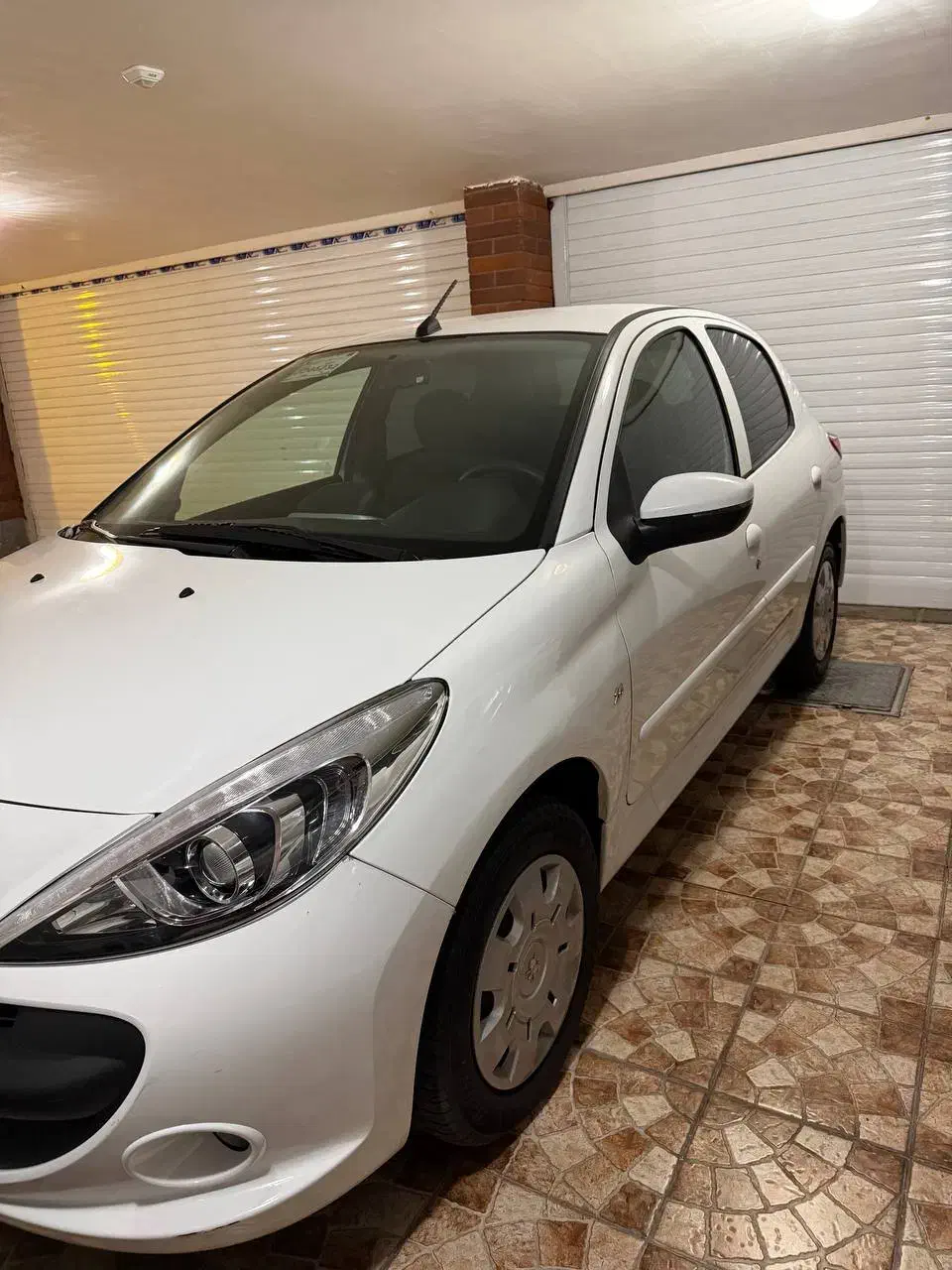 207 سفید سقف فلز تی یو فایو مدل 1403|خودرو سواری و وانت|بیرجند, |دیوار