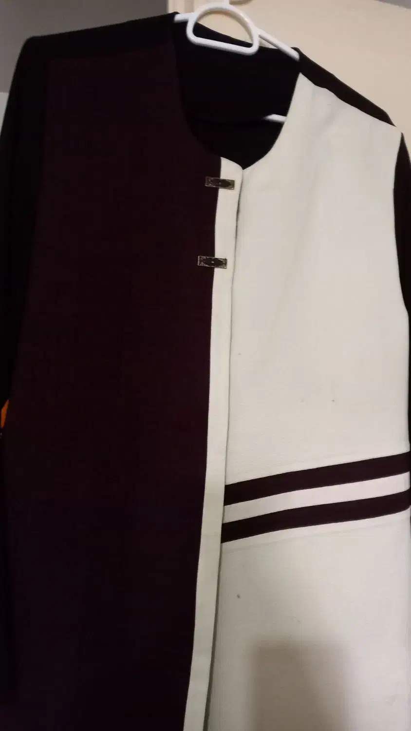 مانتوراسته|لباس|زابل, |دیوار