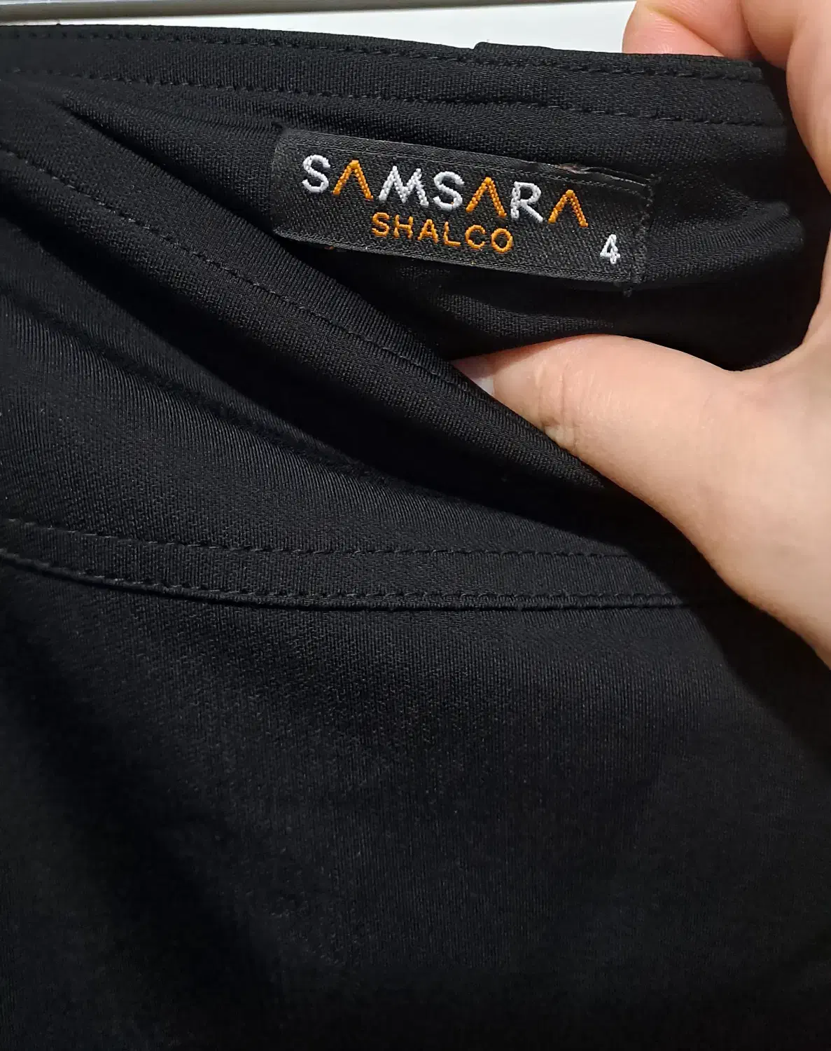 دامن مجلسی|عمده‌فروشی|رشت, بازار|دیوار