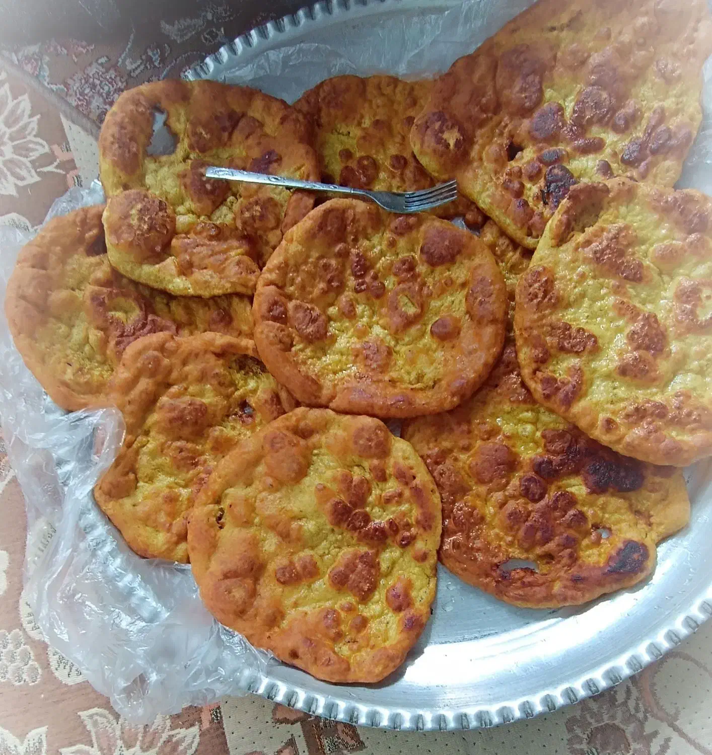 نان روغنی محلی|خوردنی و آشامیدنی|تهران, شهرک فردوس (حسینی)|دیوار