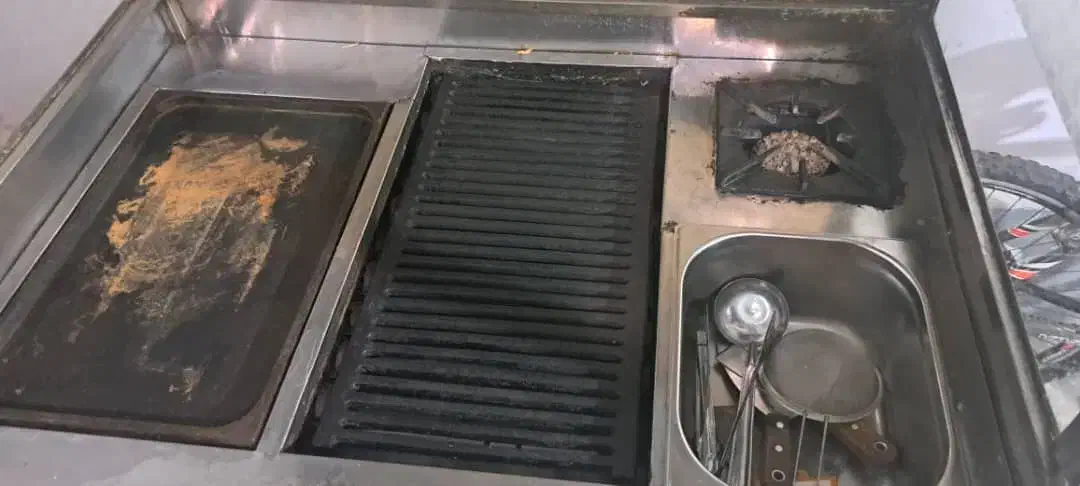 فر ساندویچی چهارکاره|کافی‌شاپ و رستوران|اراک, |دیوار