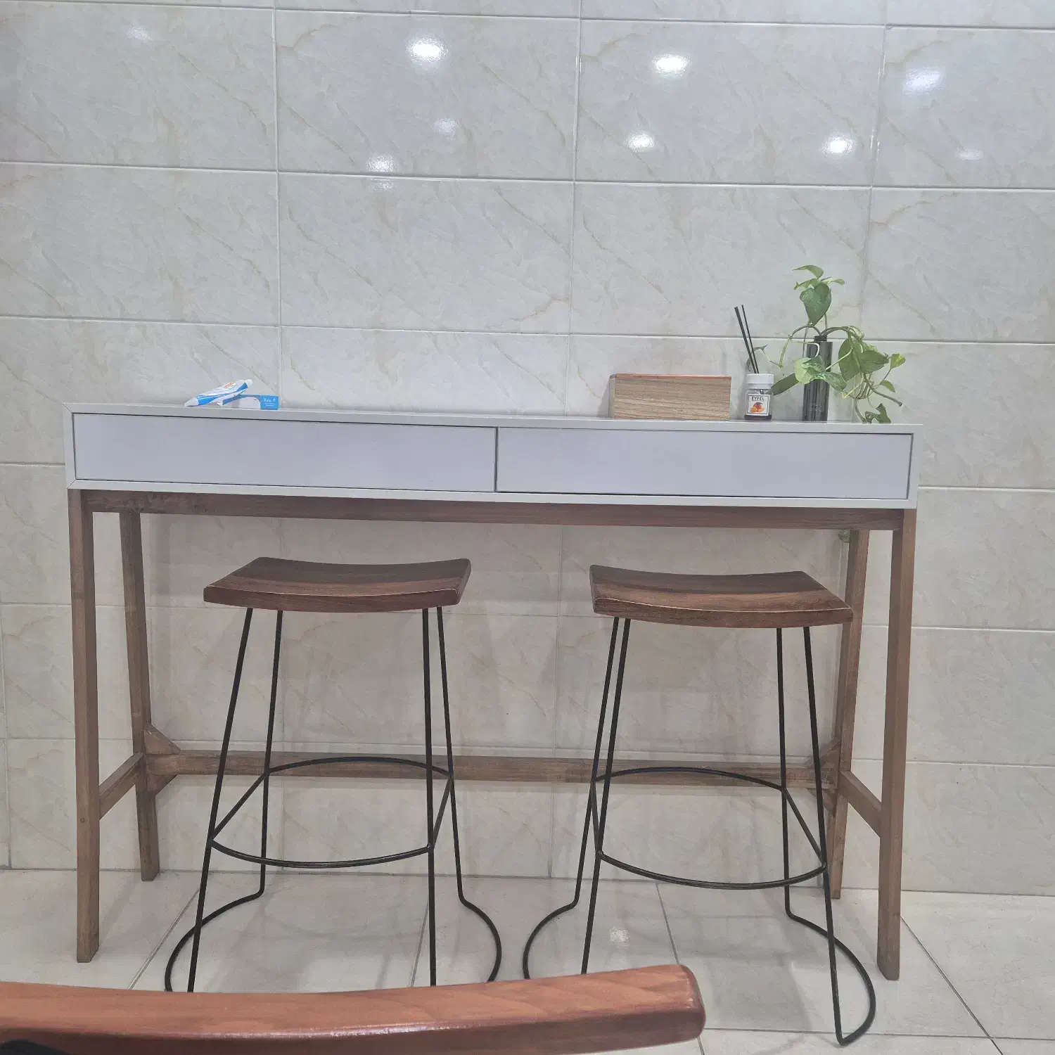 کنسول زیبا|بوفه، ویترین، کنسول|شیراز, عفیف‌آباد|دیوار