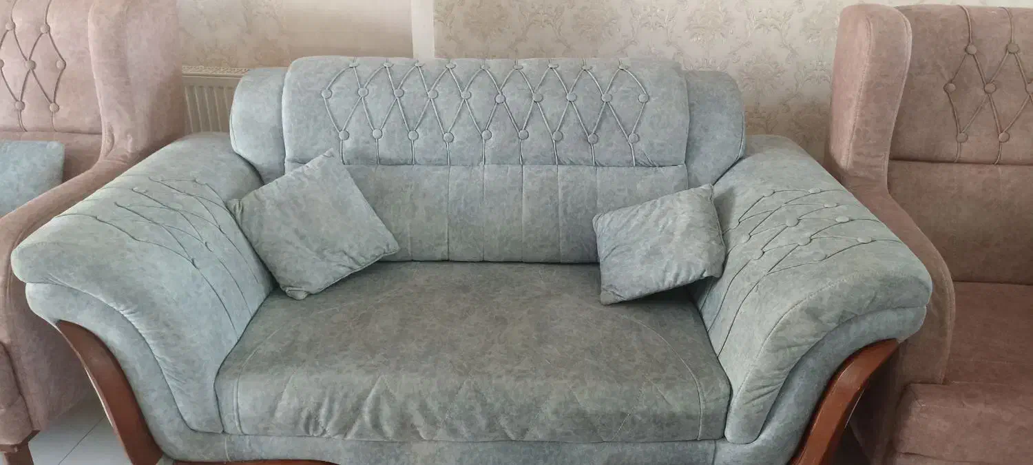 فروش مبلمان راحتی هفت نفره|مبلمان خانگی و میز عسلی|اصفهان, گرکان|دیوار