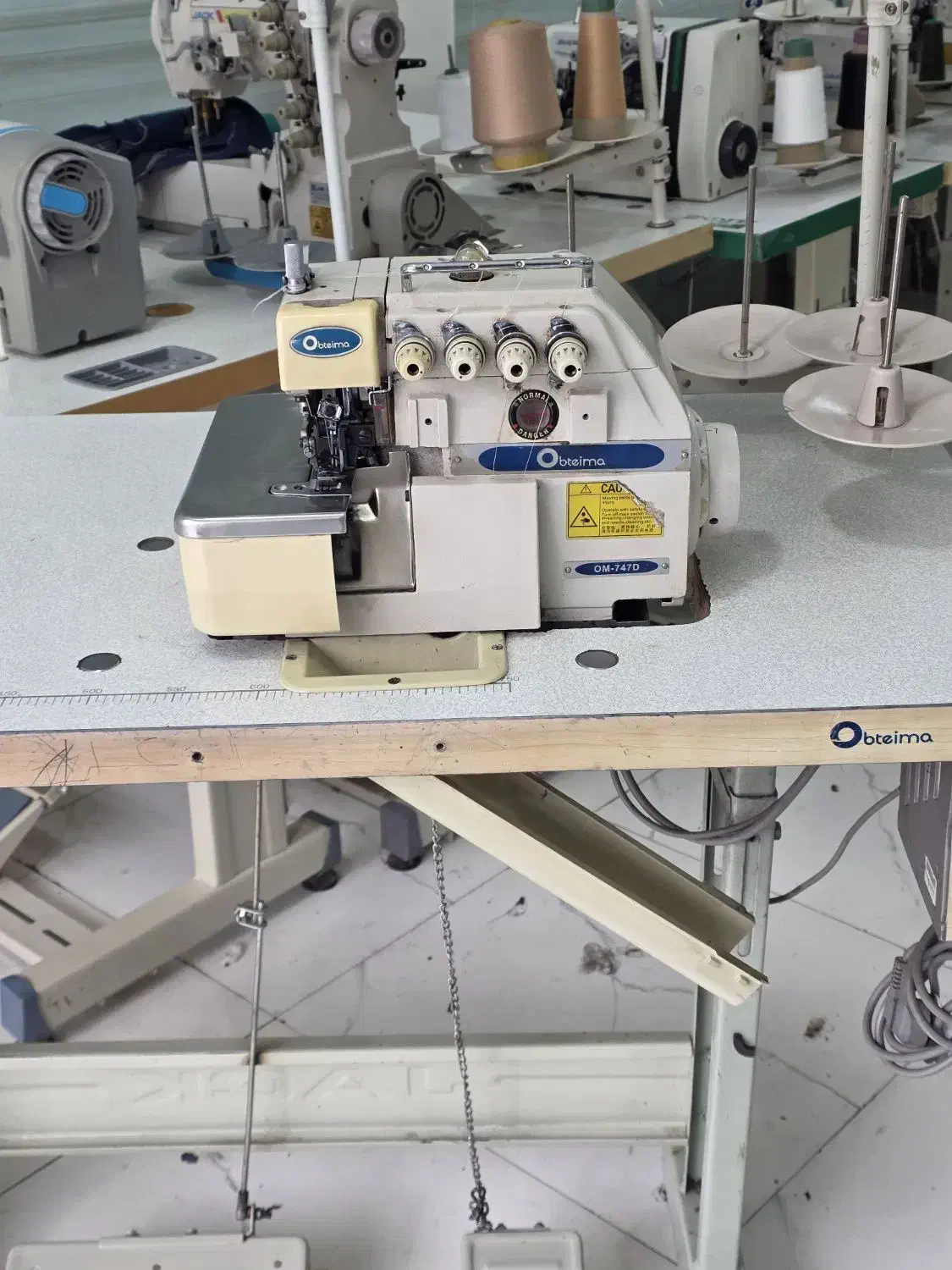 چرخ خیاطی زیگزال سردوز چهار نخ دینام سرخود اپتیما|چرخ خیاطی و ریسندگی|تهران, امام زاده عبدالله|دیوار