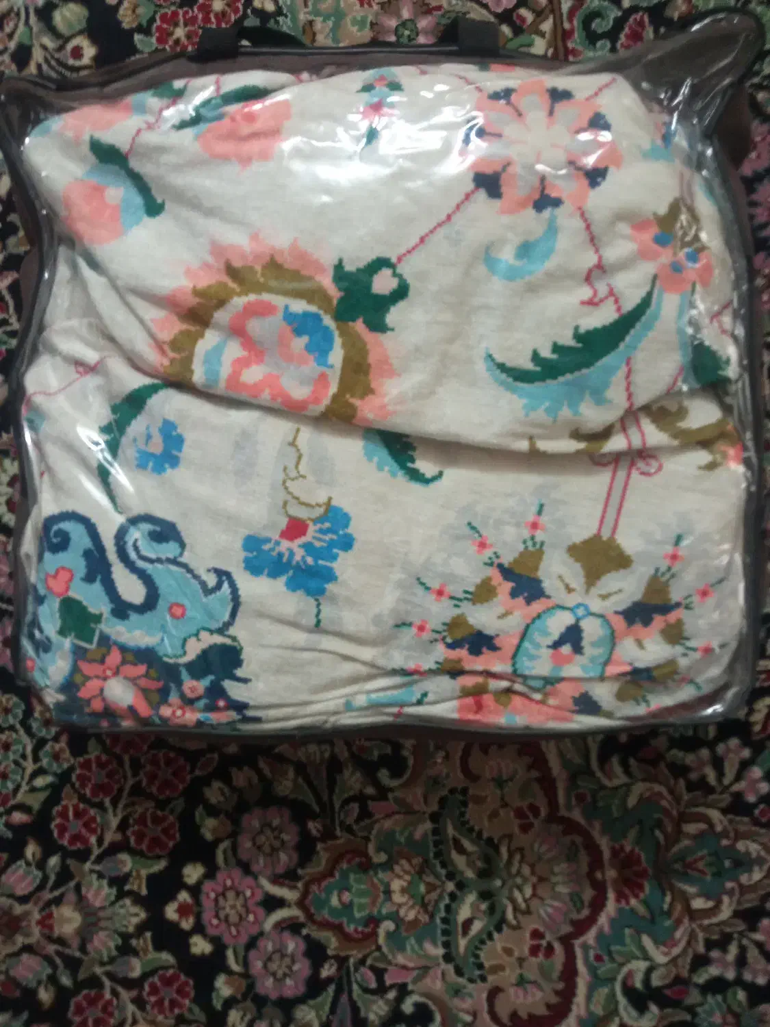 روفرشی مخمل 12متری. قیمت 2میلیون تومن|روفرشی|اراک, |دیوار