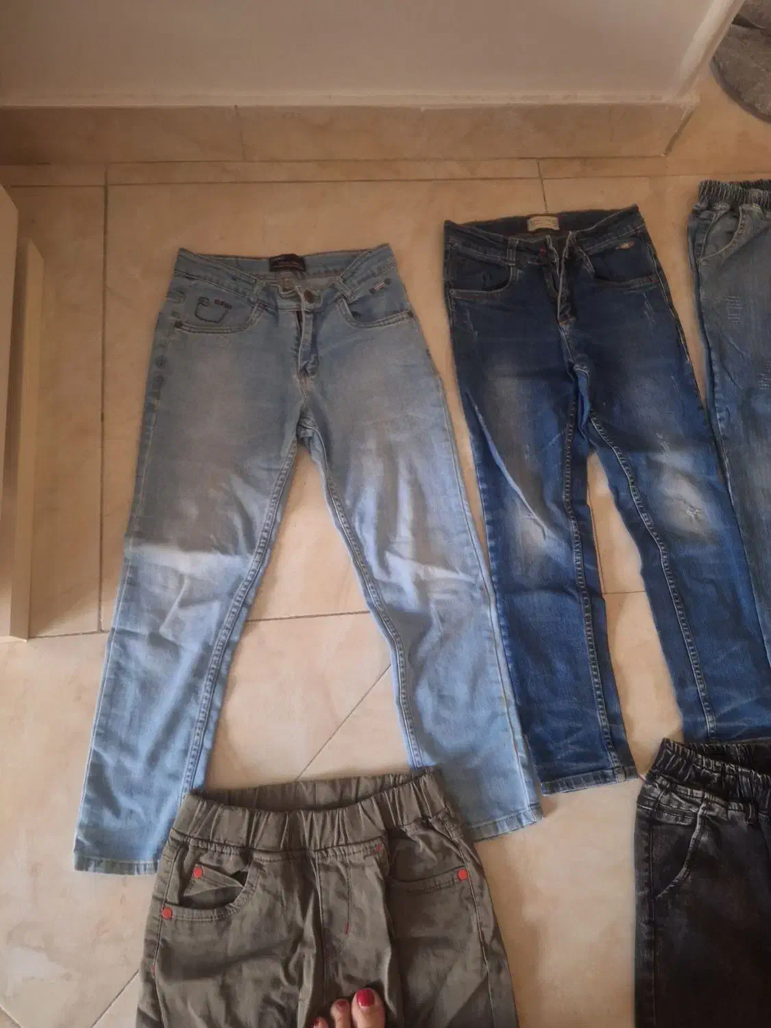 لباس|کفش و لباس بچه|کرج, مهرویلا جنوبی|دیوار