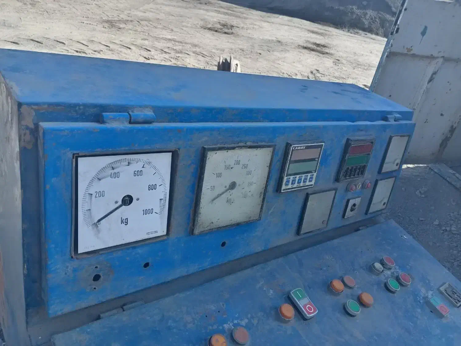 بچینگ بتن نیم متری|ماشین‌آلات صنعتی|مشهد, رباط طرق|دیوار