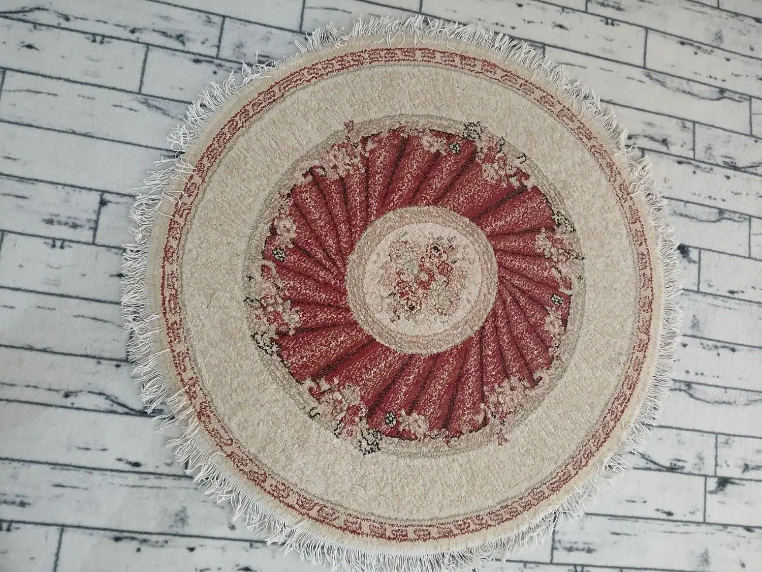 فرش پادری گرد|پادری|اردبیل, |دیوار