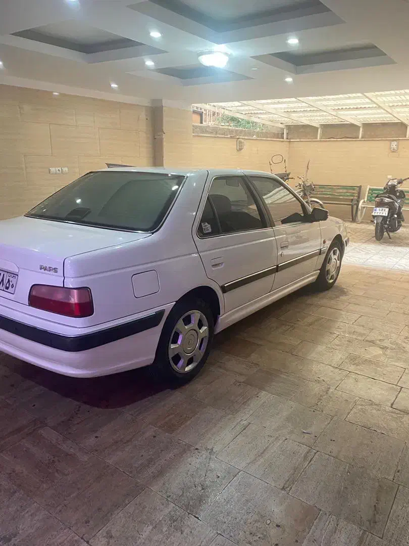 پژوپارس مدل ۹۸|خودرو سواری و وانت|تهران, باغ خزانه|دیوار