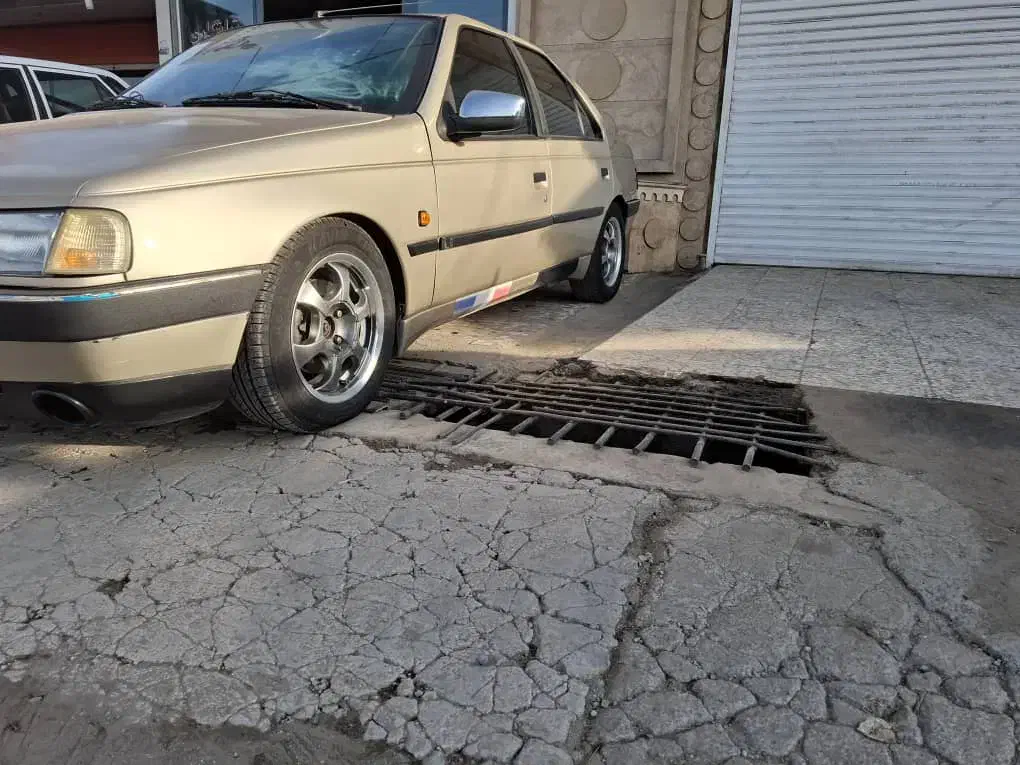 ۴۰۵ مدل ۱۳۸۴|خودرو سواری و وانت|قائمشهر, |دیوار